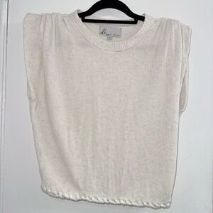 dh New York top size L